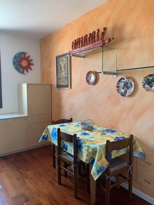 Appartamento Andrew'S House Con Parcheggio Privato Анцола-делл'Эмилия Экстерьер фото