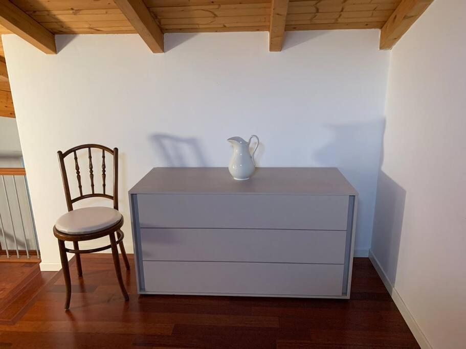 Appartamento Andrew'S House Con Parcheggio Privato Анцола-делл'Эмилия Экстерьер фото